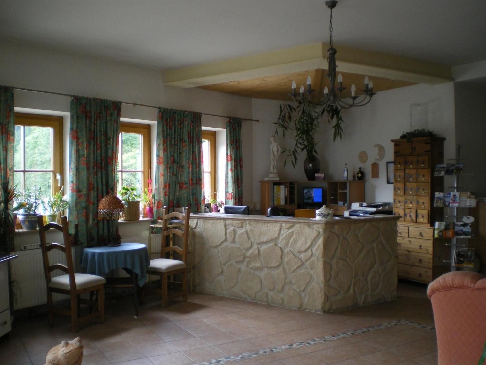 Gasthof Steinbraeu ファイステナウ エクステリア 写真